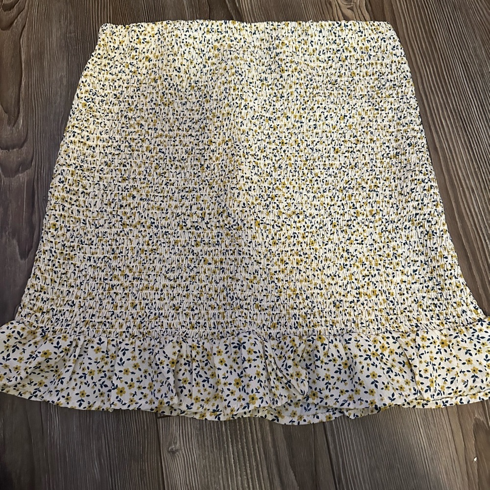 Adorable floral skirt